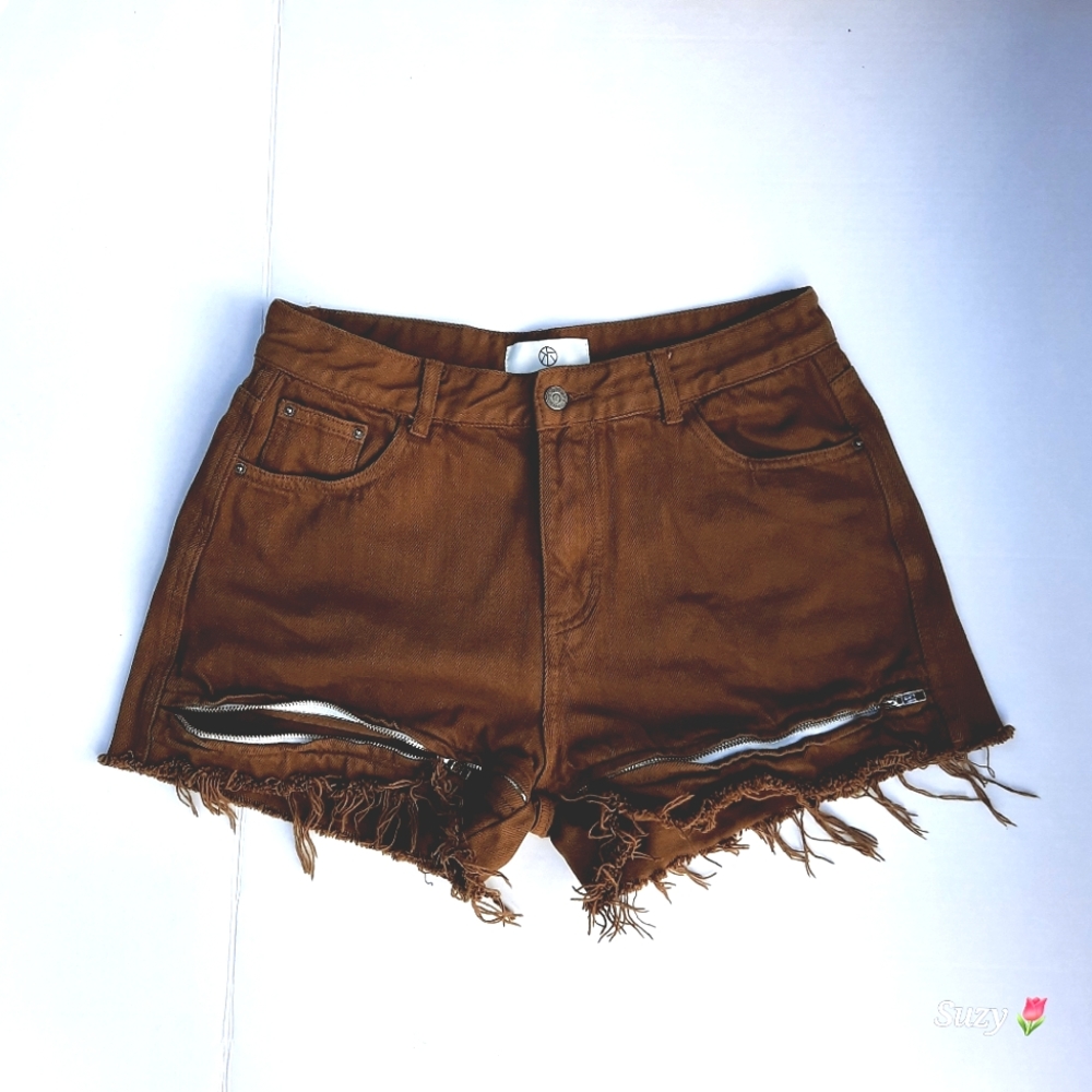 Brown Raw Edge Shorts, Heavy Duty Denim, 5 Pockets